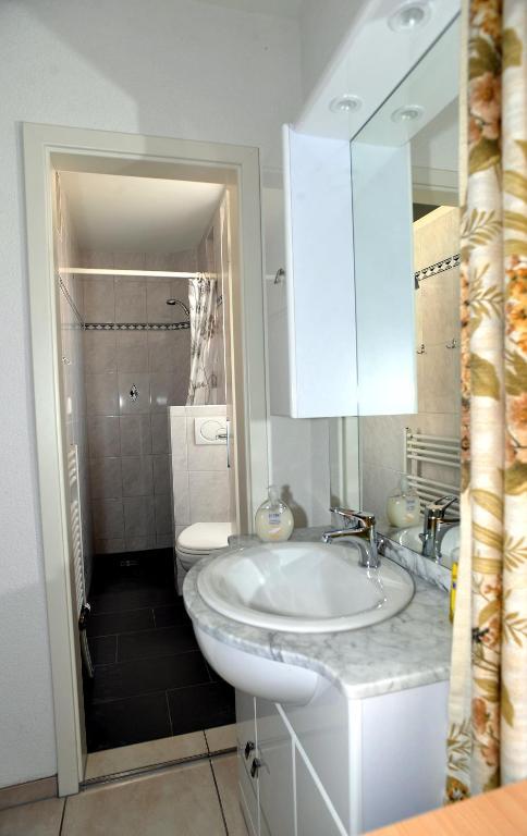 Niros Bed & Breakfast Birsfelden Pokój zdjęcie