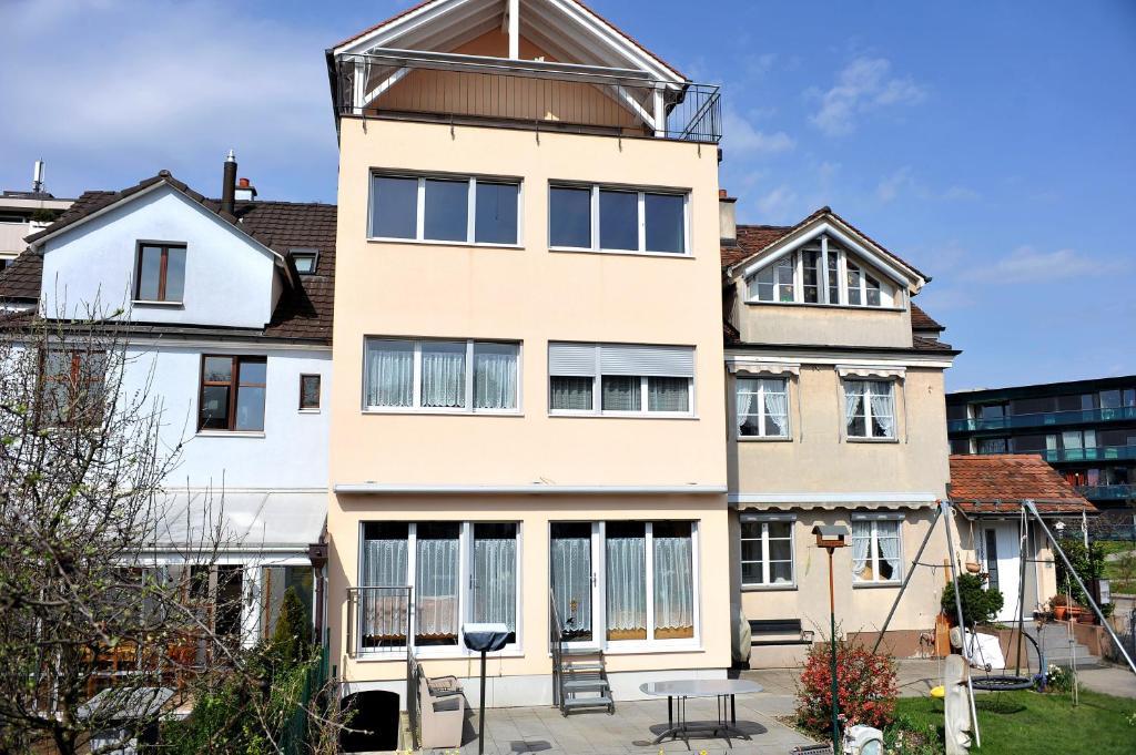 Niros Bed & Breakfast Birsfelden Zewnętrze zdjęcie
