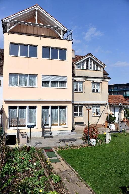 Niros Bed & Breakfast Birsfelden Zewnętrze zdjęcie